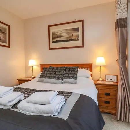 Bumblebee 度假居 *