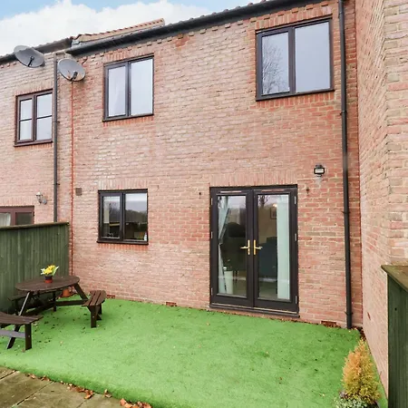 Bumblebee 度假居 *